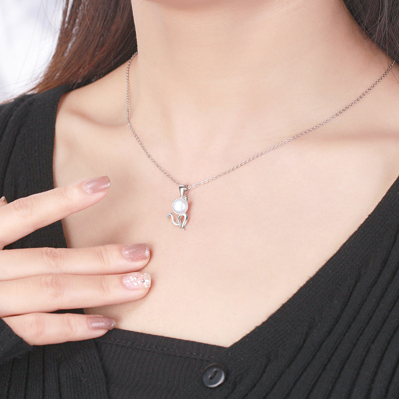 Pearl Cat Pendant