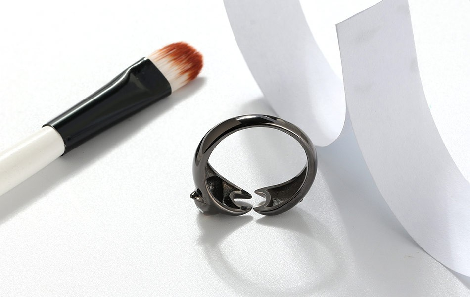 Black Cat Ring