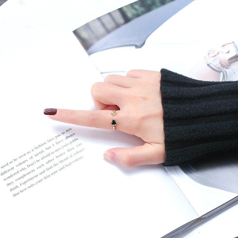 Black/Red happy heart Ring