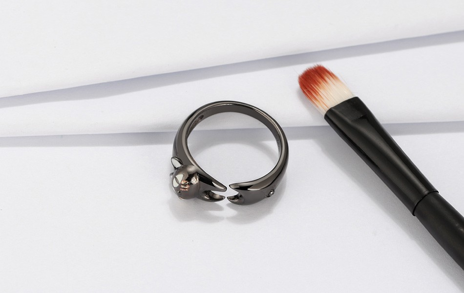 Black Cat Ring