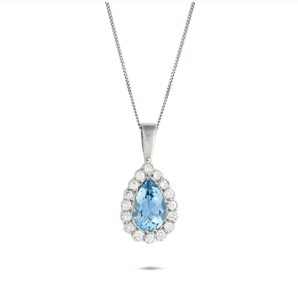 18k gold Aquamarine & diamond pendant necklace