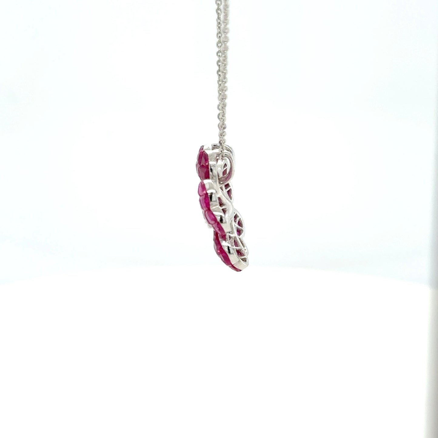 Flower shape ruby & diamond necklace