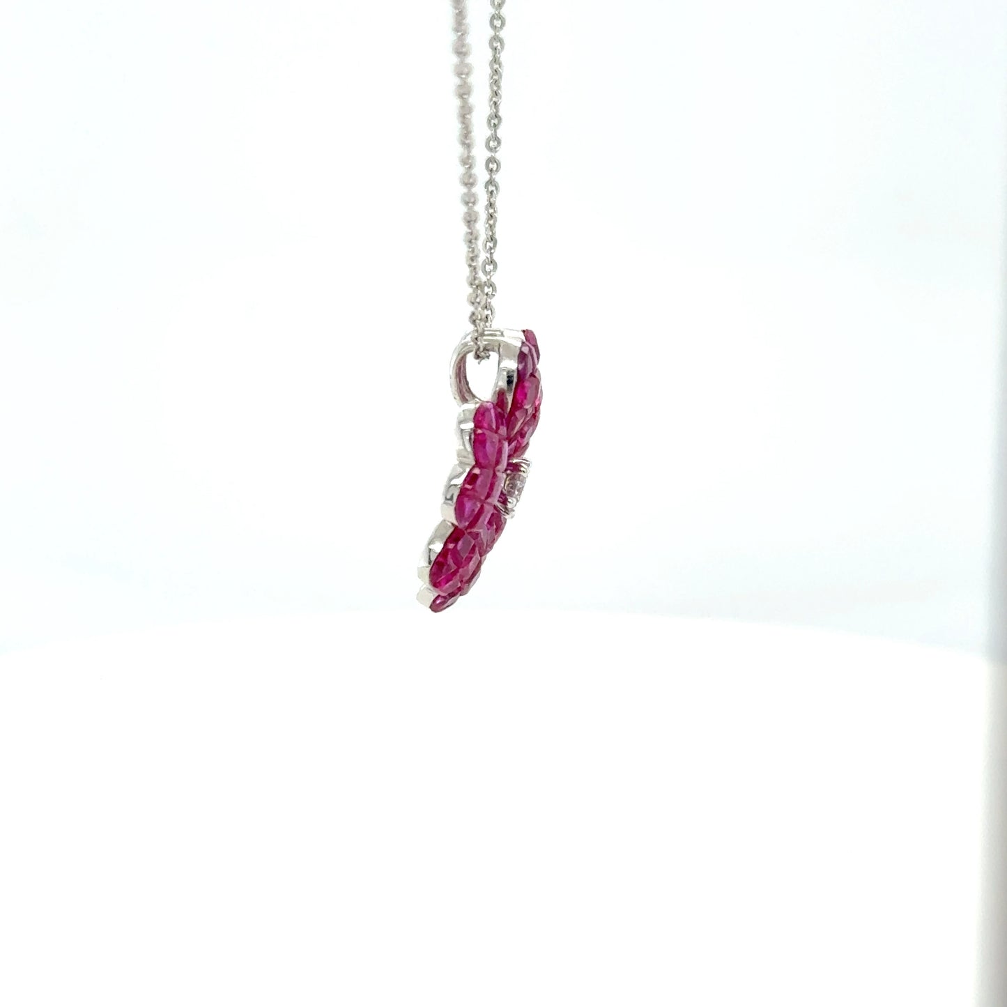 Flower shape ruby & diamond necklace