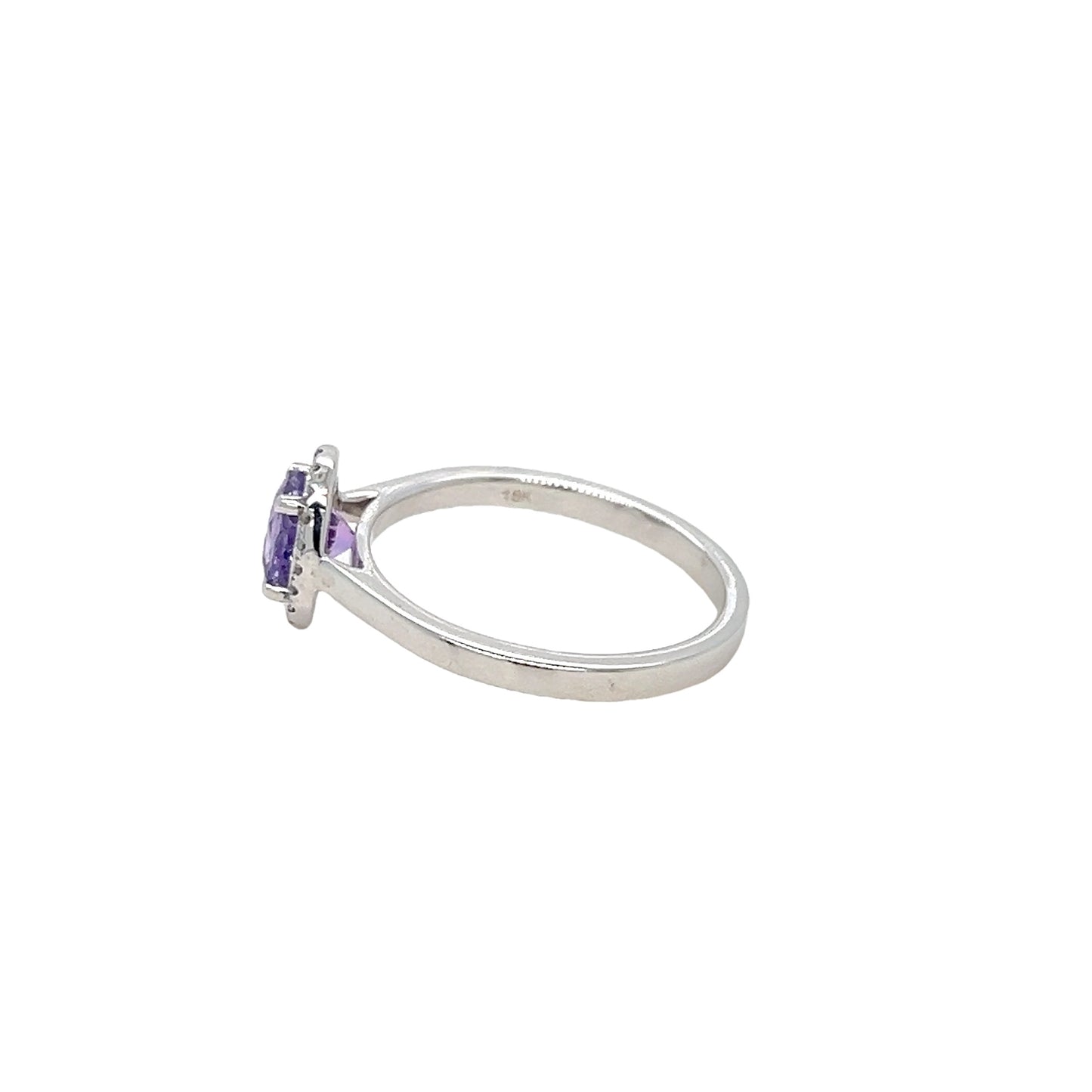 18k gold Oval purple sapphire & diamond ring
