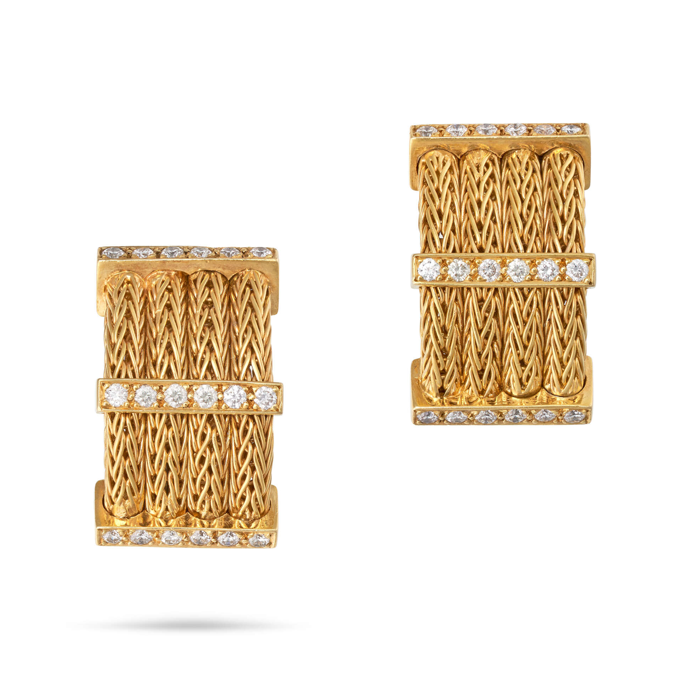 Gold diamond earring