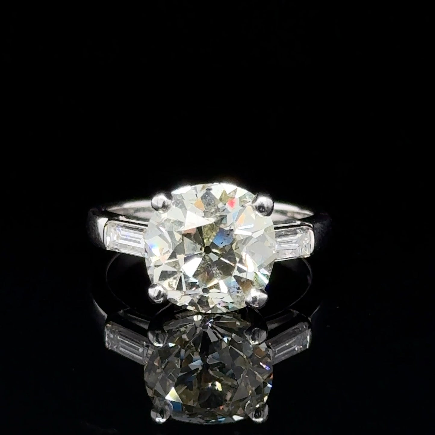 18k Gold 5Ct Old Mine Cut Diamond Ring