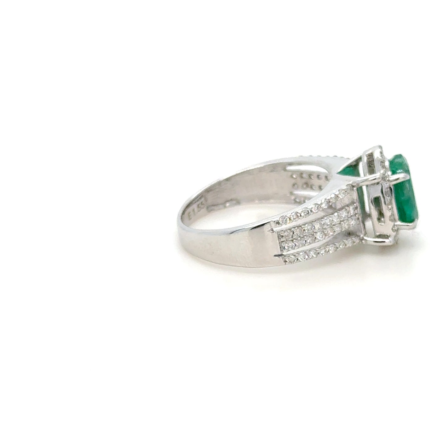 18K Gold Zambian Emerald & diamond Ring