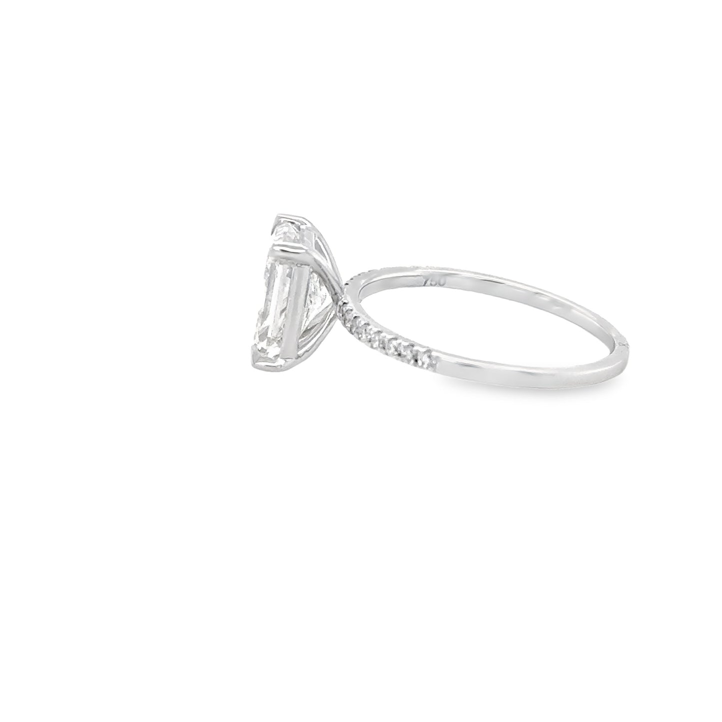 GIA 2.24ct Radiant cut diamond ring