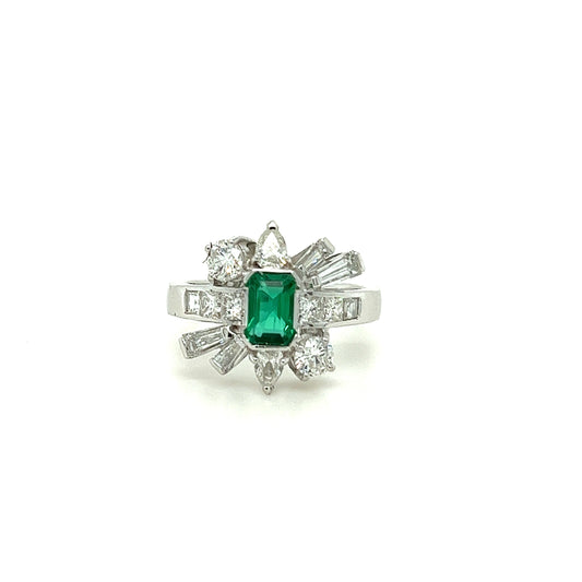 Emerald & mix diamonds ring