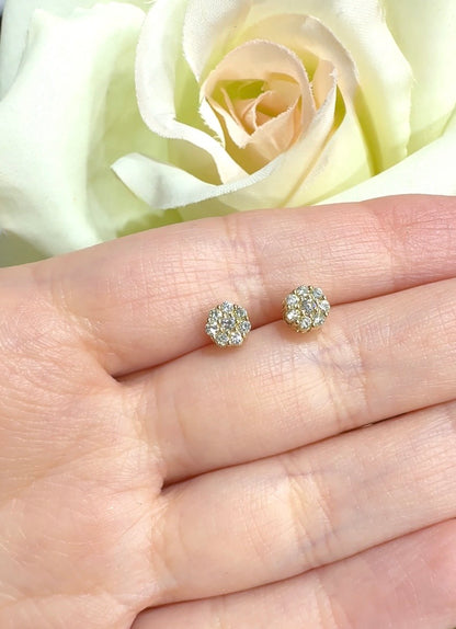 Round Diamond Cluster Earrings 18K Yellow Gold