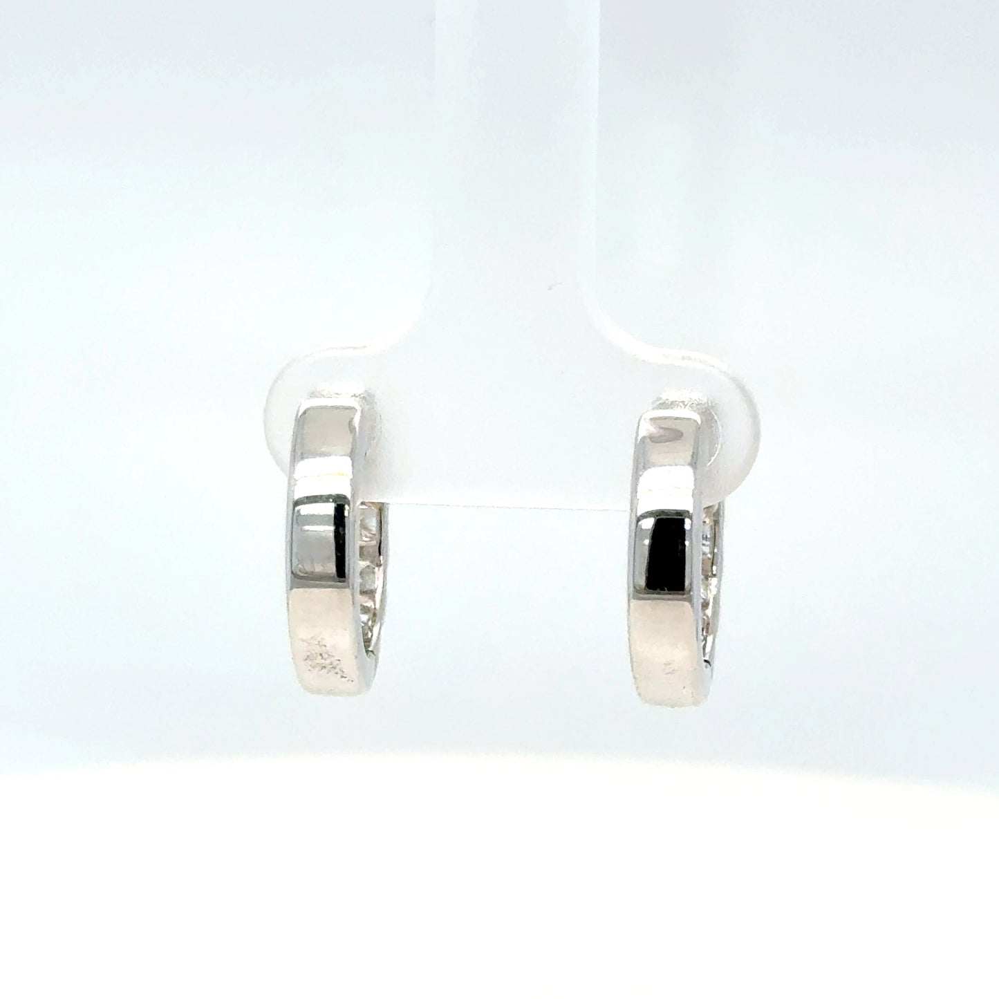 18K White Gold Diamond Hoop Earrings