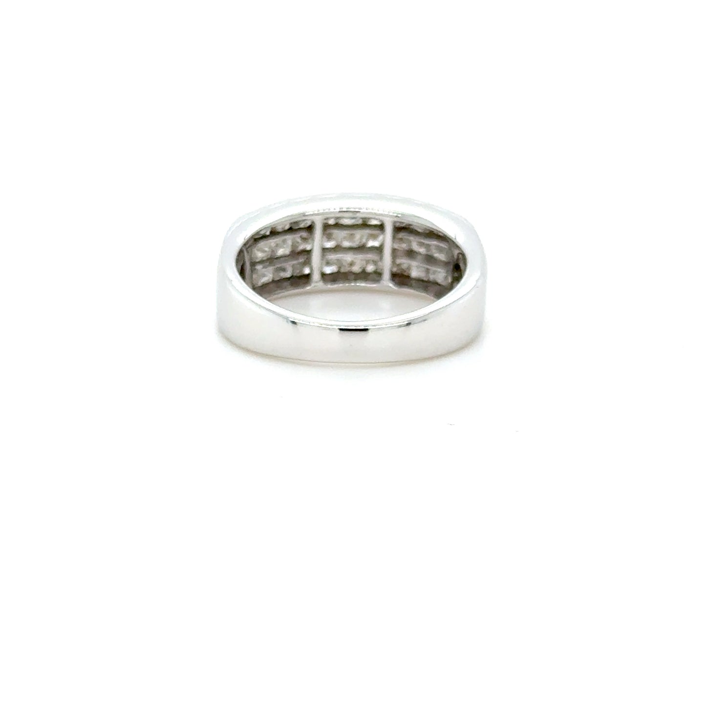 Invisible Set Princess Cut Diamond Ring in 18K White Gold