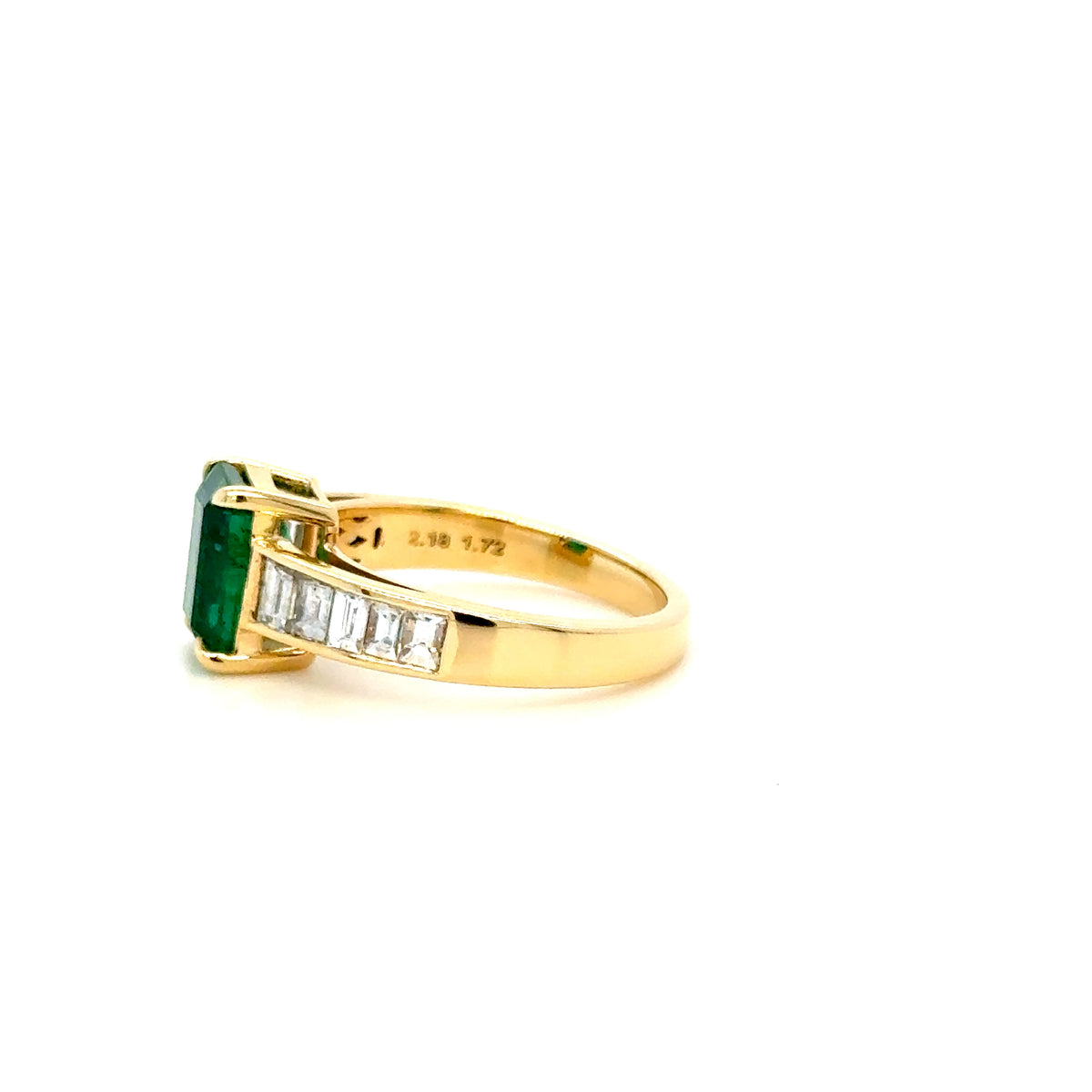 2.18ct Zambian Emerald & Diamond Ring 18K Yellow Gold
