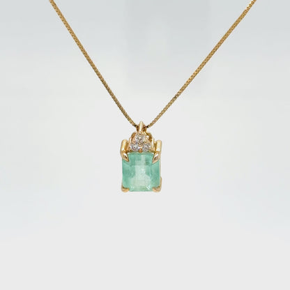 9K Gold 1.88ct Colombian Emerald Pendant Necklace